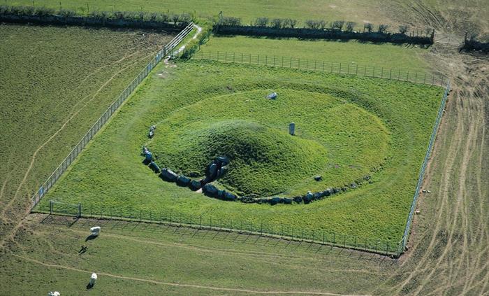 Bryn Celli Ddu Burial Chamber